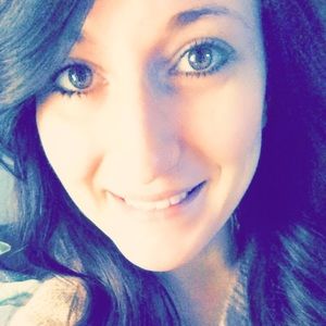 Meet your Posher, Carmella